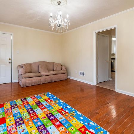 Centrally Located Spacious Abode Charlotte Esterno foto
