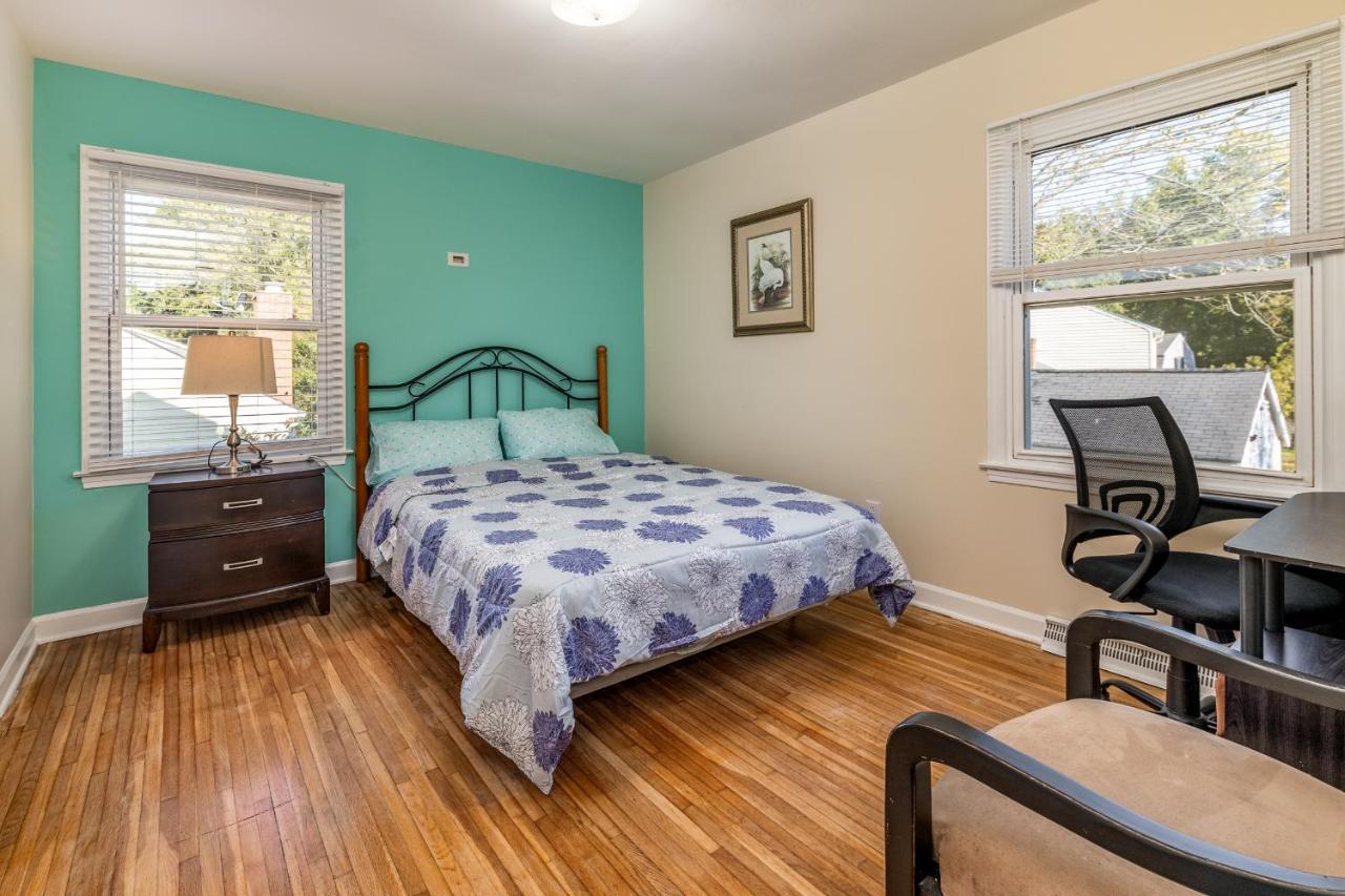 Centrally Located Spacious Abode Charlotte Esterno foto
