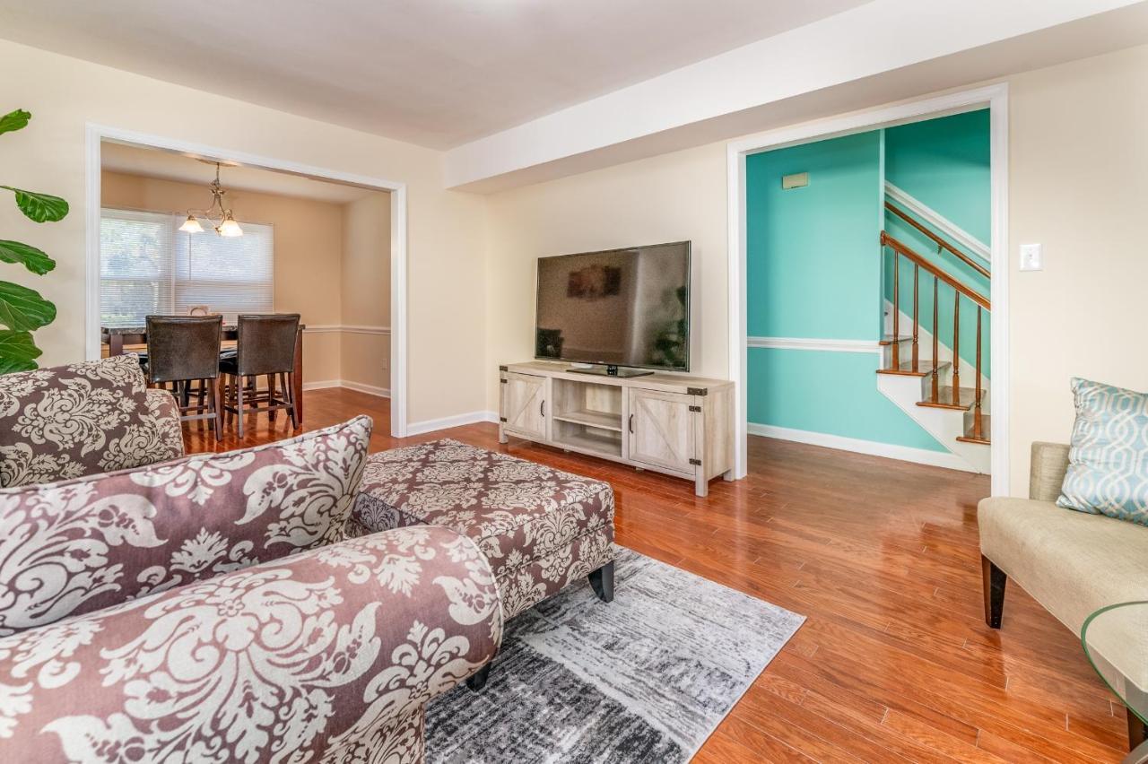 Centrally Located Spacious Abode Charlotte Esterno foto